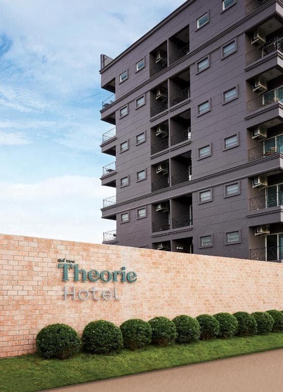 Theorie Hotel Sukhumvit 107